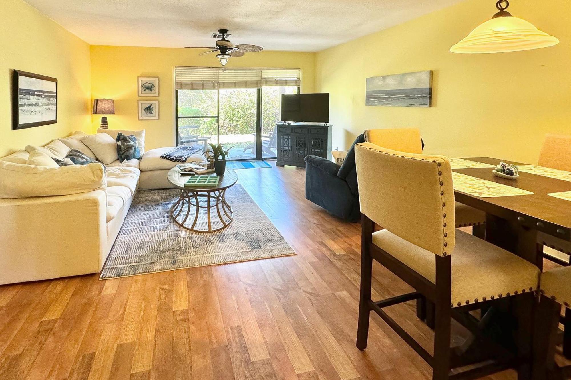Apartment Beachwalk 10f Panama City Beach